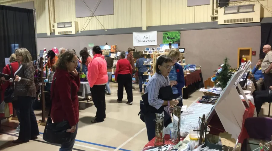 Christmas Craft Fair Raises $1,300 For Local Food Bank