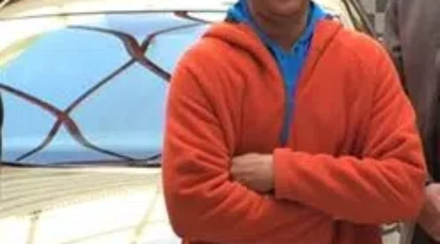 Martins Point Man Wins A Car