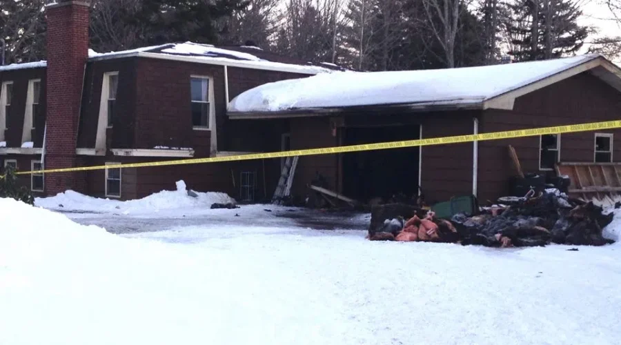 Fire Rips Through Garage In Upper LaHave