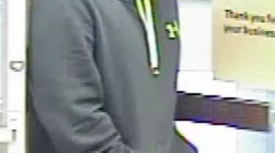 Province-Wide Arrest Warrant Issued For Fraud Suspect