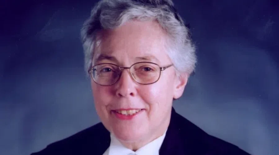 Constance Glube, First Female Appointed Chief Justice In Canadian Court, Dies