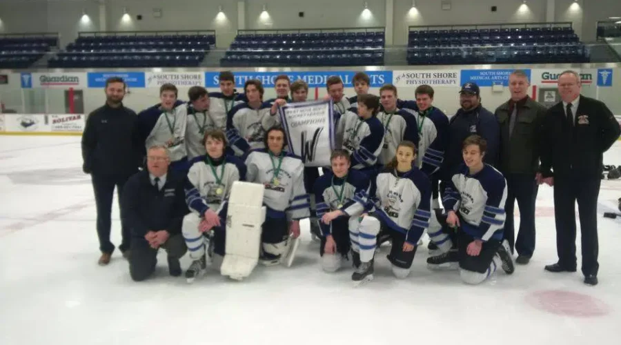 South Shore Midget ‘B’ Ice Sharks Win League Title