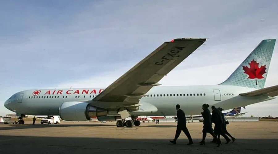 Canadian Airline Profits Soar