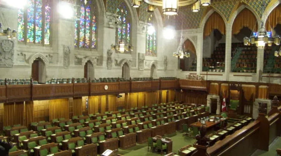 Federal Liberals Questioned About Syrian Refugees, Palliative Care And Anti Scab Legislation