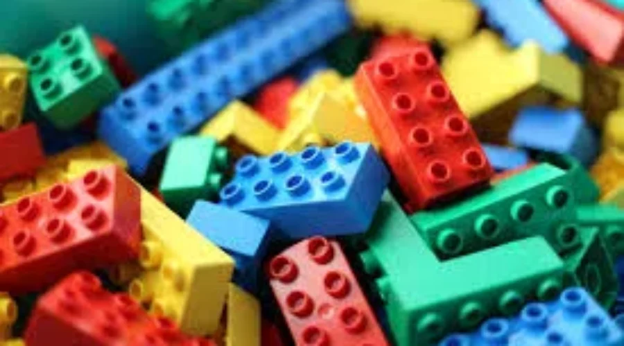Library Shows Love For Lunenburg With Lego