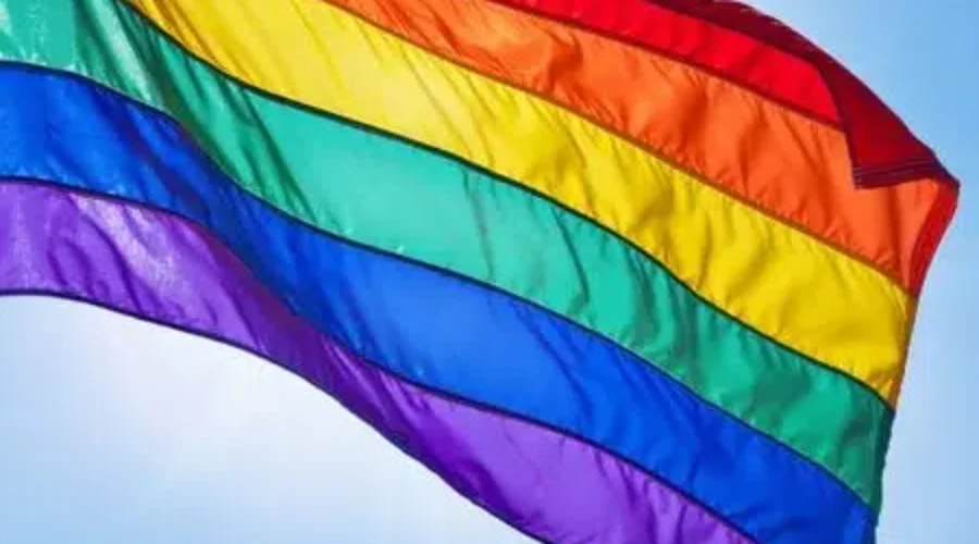 Support Continues To Pour In For Victims Of Orlando Tragedy