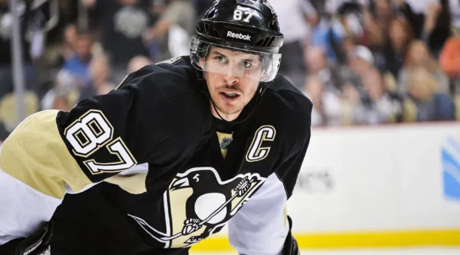 Sidney Crosby Brings Stanley Cup To Cole Harbour