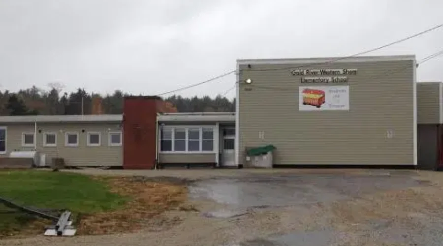Gold River School To Be Torn Down
