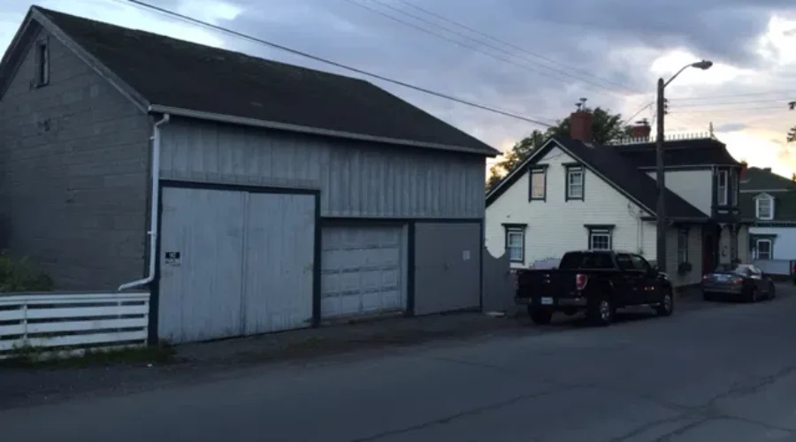 Last Barn In Old Town Lunenburg Faces Demolition