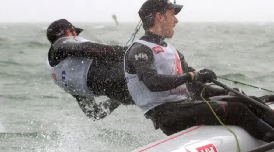 Saunders Duo Remain 22nd Heading Into Final Race