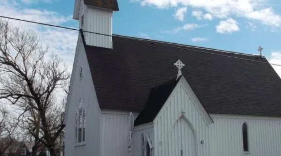 Congregation In Lockeport Has No Church But Much Faith