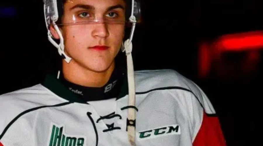Flower Returns To Mooseheads Blueline