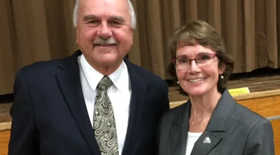Mayoral Candidates Debate In Lunenburg