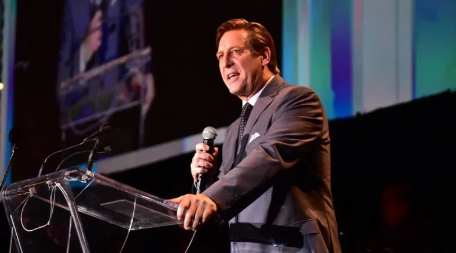 Lumberjacks Host Jim Ralph At Sports Celebrity Dinner