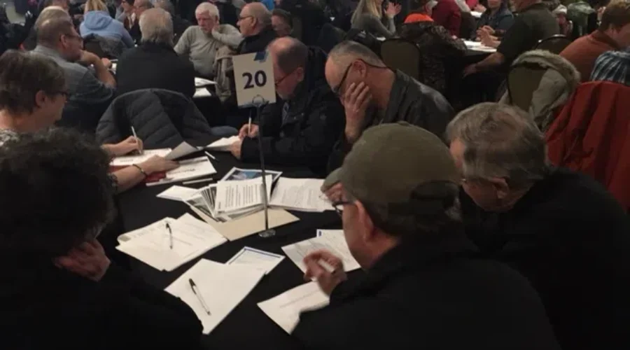 Huge Turnout To Discuss Highway Tolls