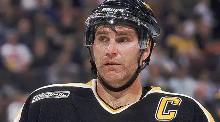 Bourque Headlines NHL Legends All-Star Game in Bridgewater