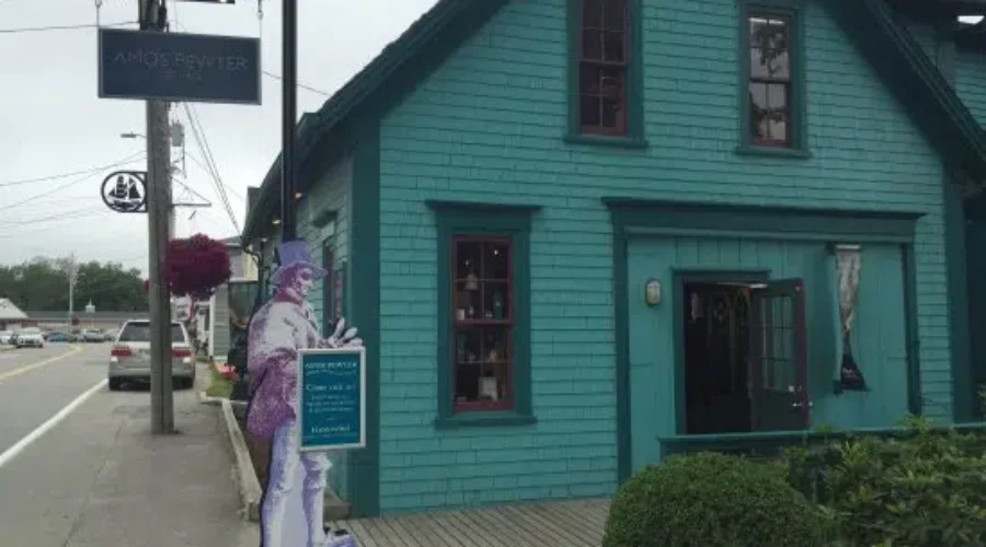 Mahone Bay: Amos Pewter Expanding To Halifax Airport