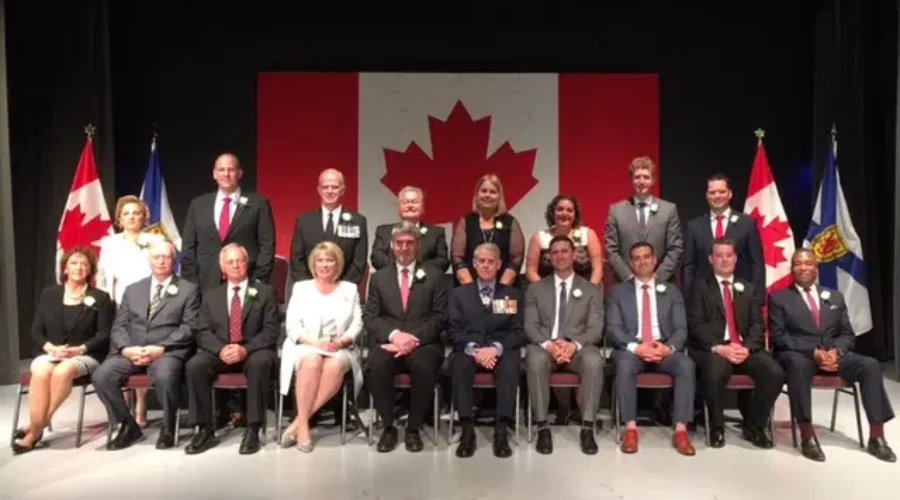 Premier Announces Cabinet Ministers