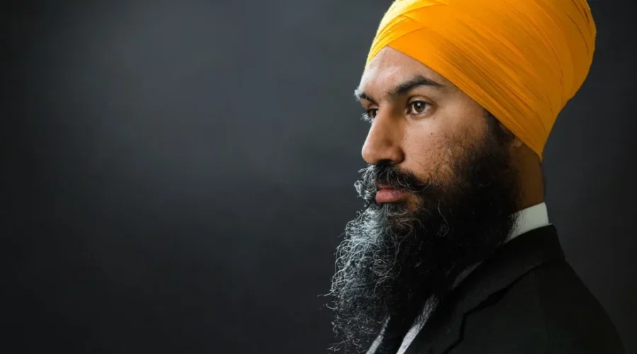 NDP Leadership Hopeful Visits Lunenburg