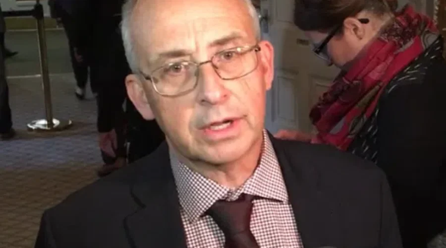 Speaker Calls Out NDP Leader For Being Late
