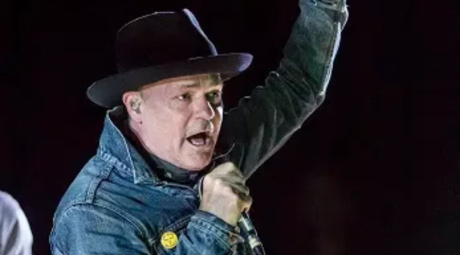Trudeau Remembers “Our Buddy” Gord Downie