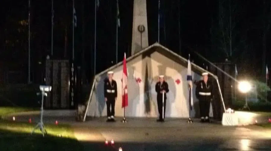 62 Niobe Sea Cadets Corp Stand Guard At The Vigil of Remembrance