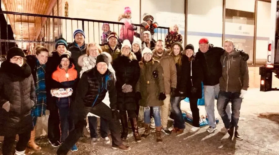 Community Rallies To Provide Christmas Dinners