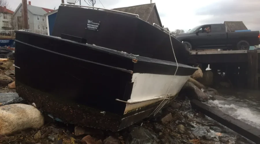 Boat Carrying Rum Runs Aground During Storm