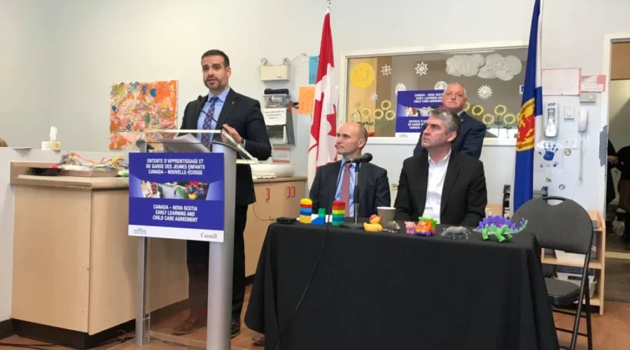 Provincial, Federal Governments Sign $35 Million Child Care Deal
