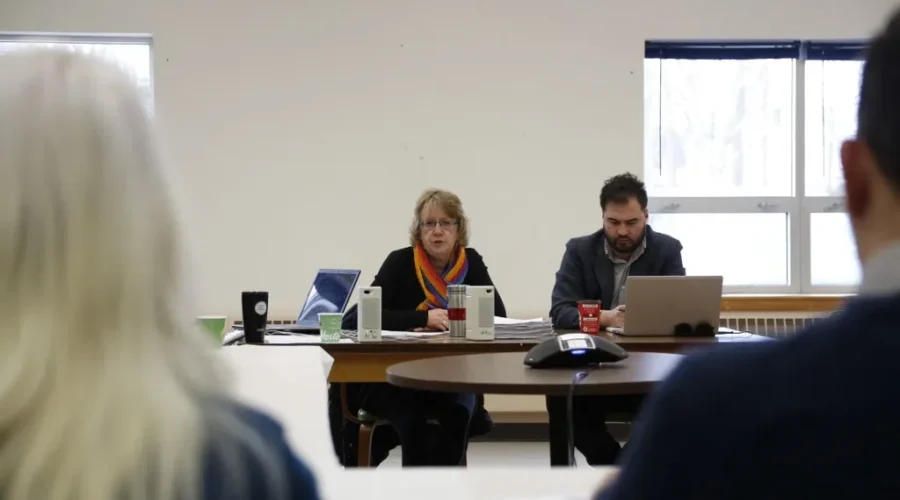 Municipal Leaders Meet In Shelburne To Discuss Issues With Rural Health Care