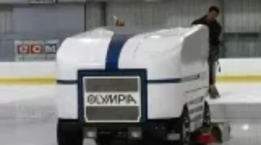Mariners Centre Needs New Zamboni