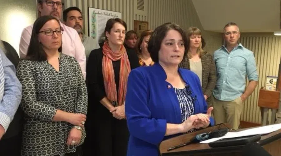 Teachers Back Away From Strike Vote But Promise To Keep Fighting Reforms