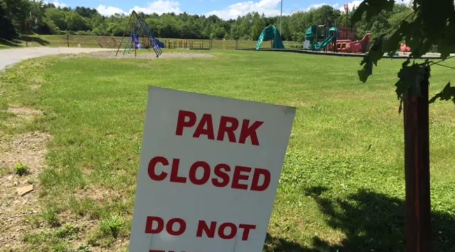 Community To Discuss Development Proposal For Former Gold River School