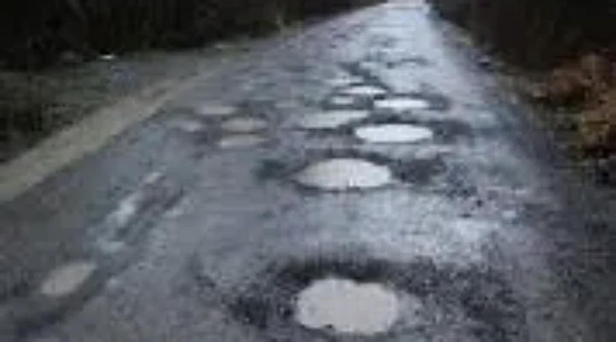 Lunenburg Taxi Driver Says Some Roads Unsafe For Driving