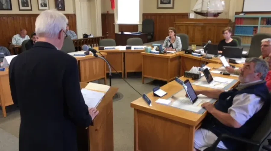 Lunenburg Mayor Calling For More Public Input On Offshore Drilling