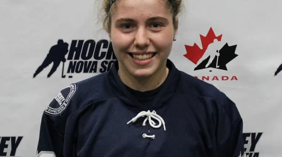 Lunenburg Teen Makes Cut For Canada’s U-18 Women’s Hockey