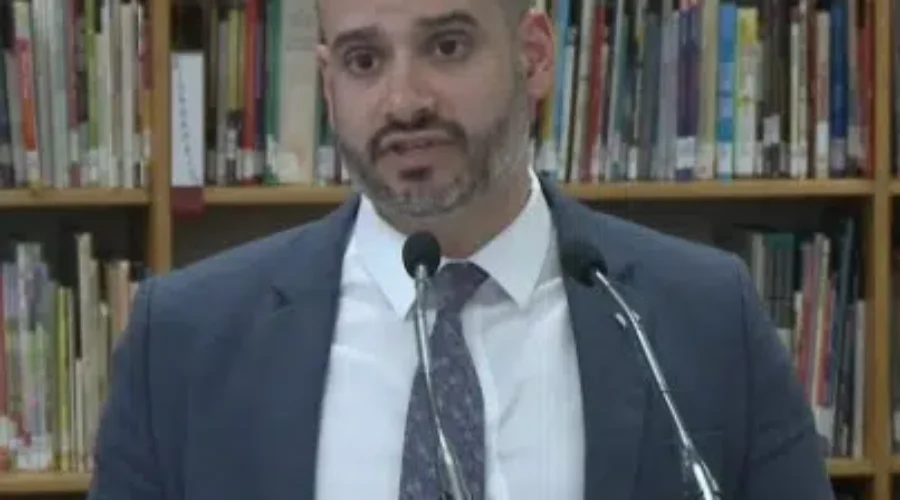 Public School Administrators Form New Association