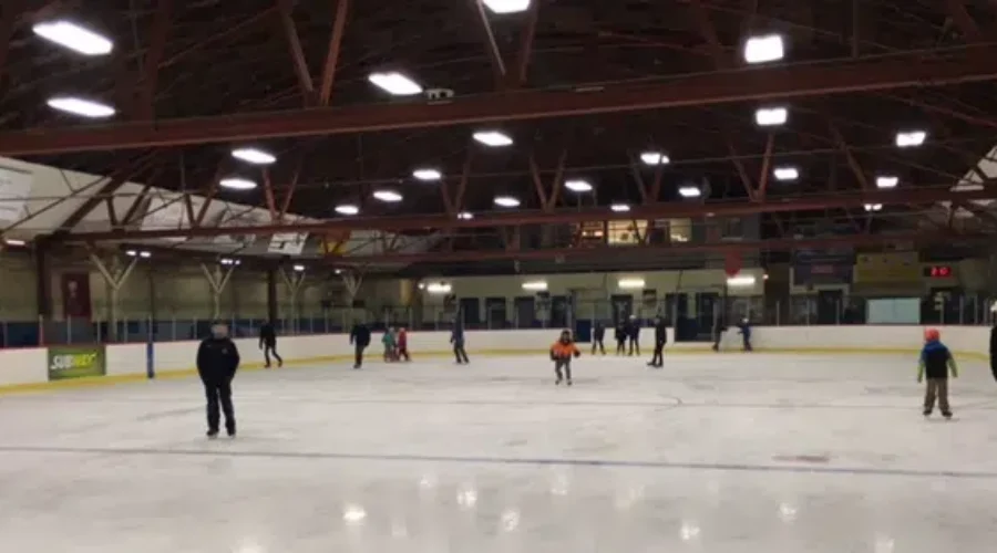 Lunenburg Celebrates Girls Hockey Weekend
