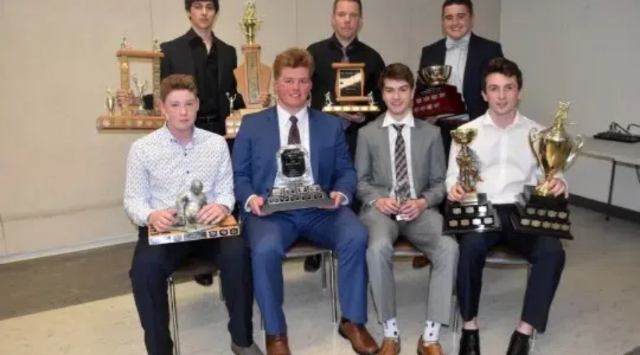 High School Hockey Players Recognized During VHSHL Banquet