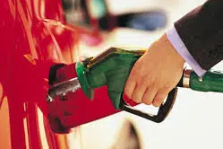 Gas Prices Drop in Nova Scotia