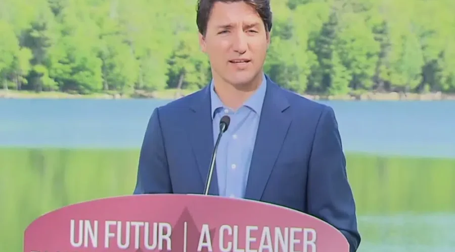 Canada To Ban Single-Use Plastics