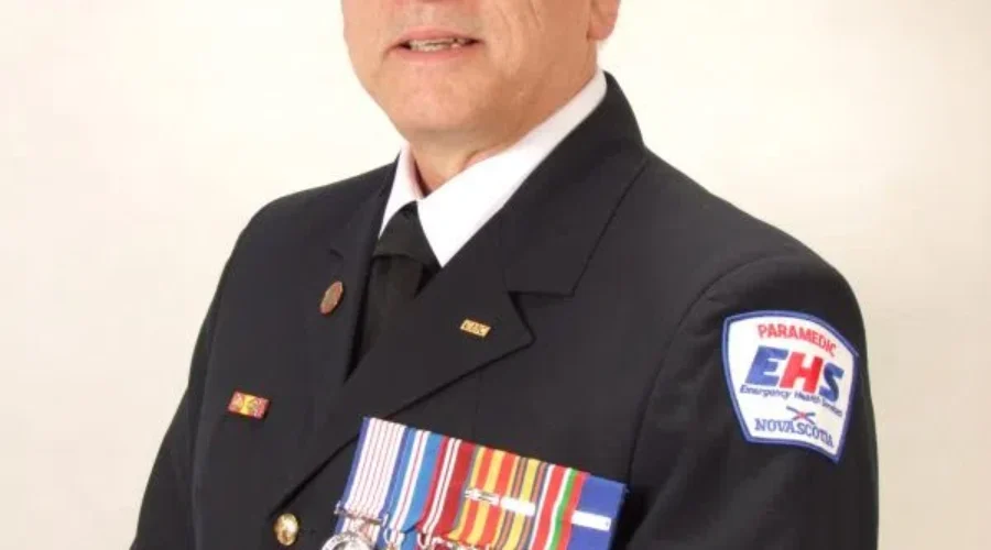 Retired Fire Chief Bell Receives Lifetime Achievement Award