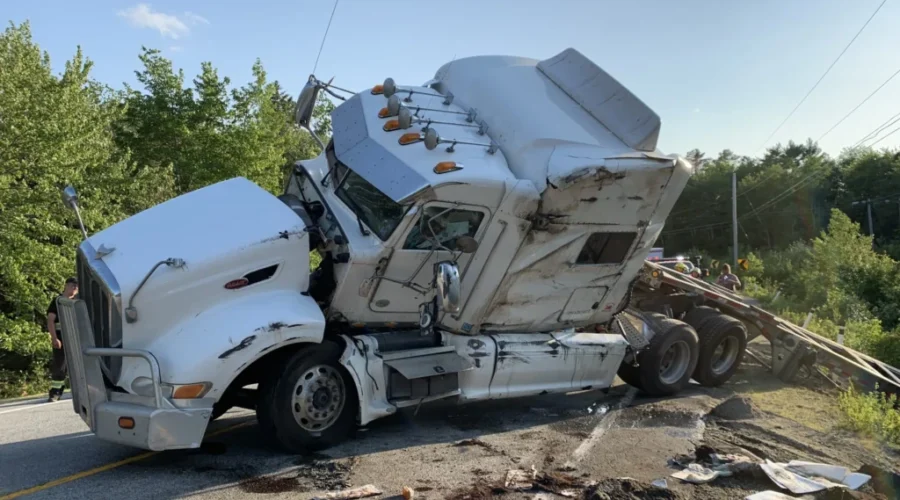 Approximately 55,000 Pounds of Sea Cucumbers Lost Following Tractor Trailer Crash in Granite Village