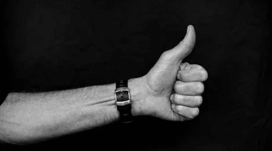 Can We Ban Thumbs On Politicians?