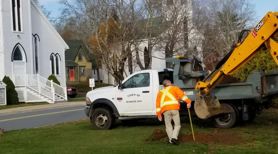 Mahone Bay Installs Permanent Christmas Tree