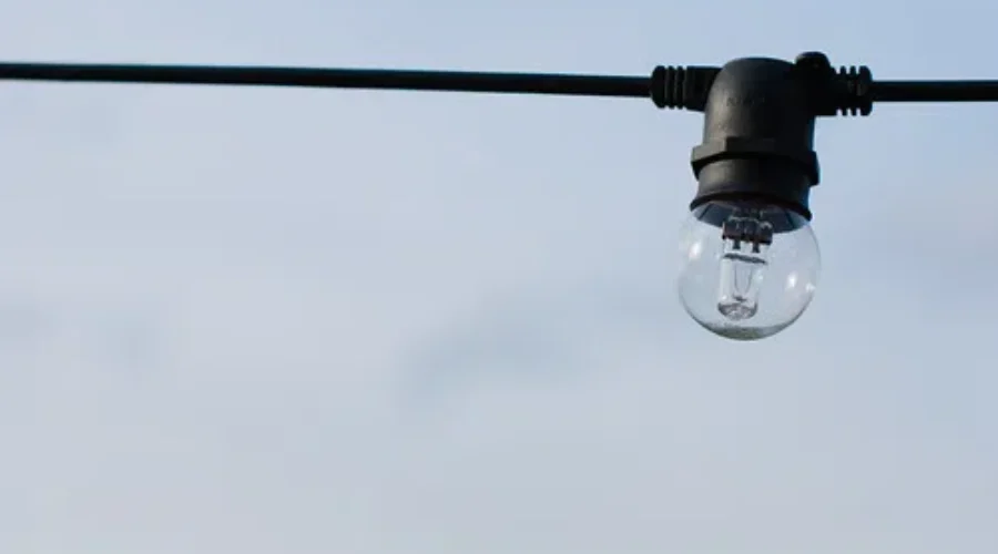 The Light Bulb Problem