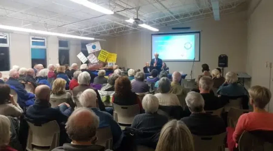 Mahone Bay Residents Meet To Oppose Offshore Drilling