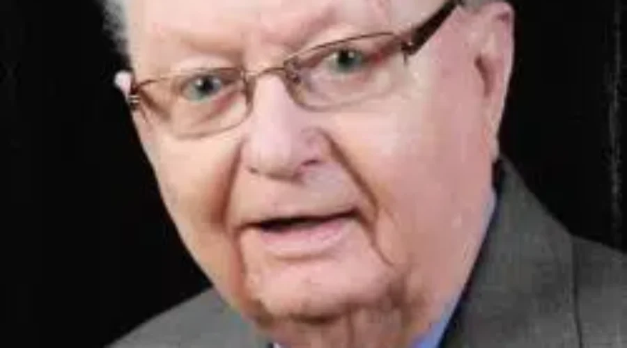 Former owner of CKBW, Robert Lowe Passes Away