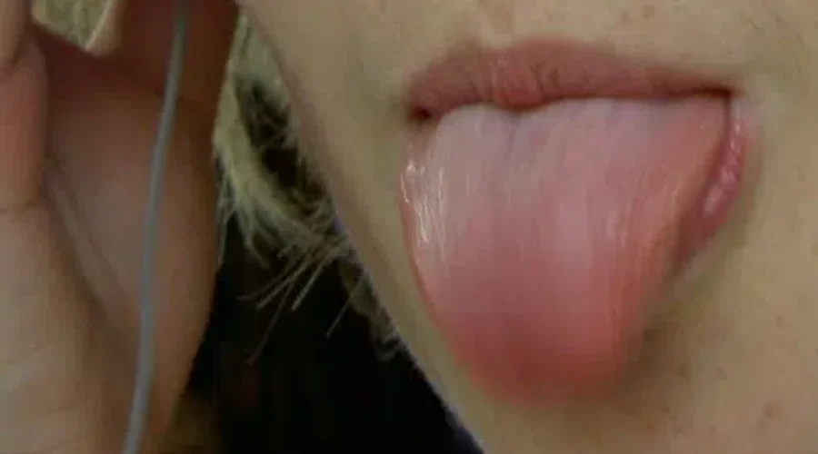 Does This Make My Tongue Look Fat?