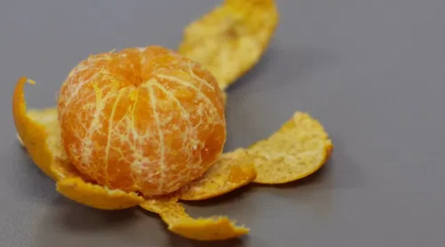 How To Peel An Orange